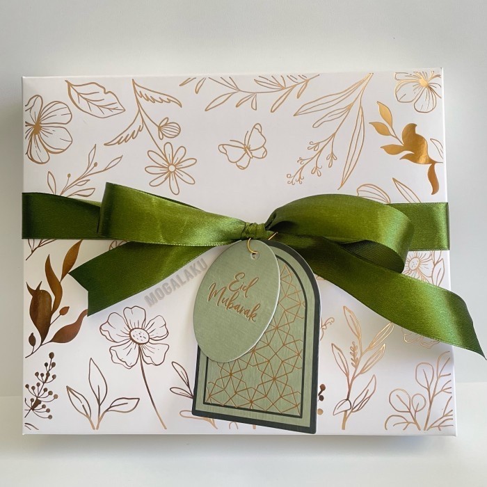 

NASTAR KOTAK PREMIUM HAMPERS LEBARAN IDUL FITRI EID MUBARAK