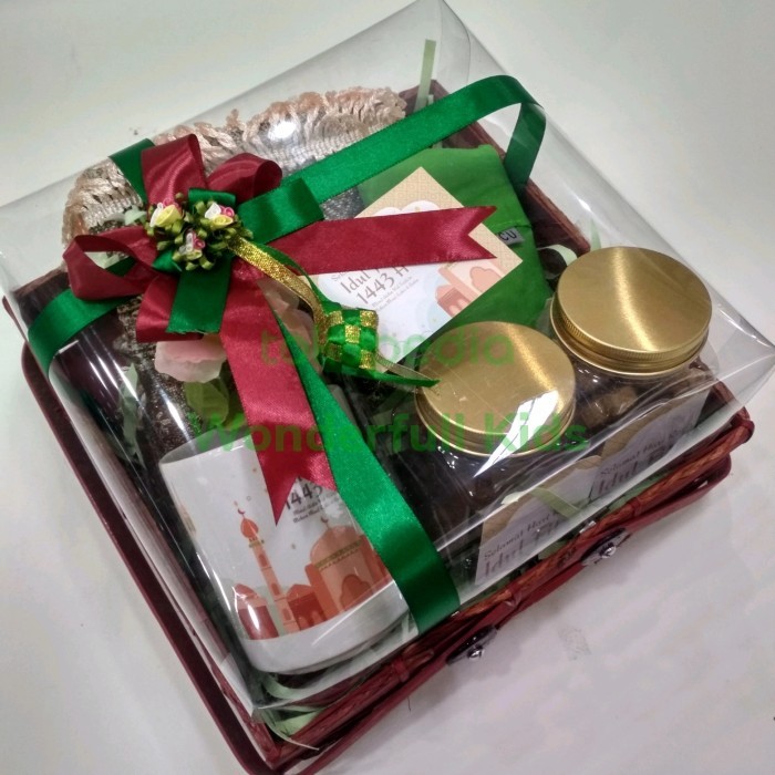 

HAMPERS PARCEL LEBARAN 1443 H READY STOK/HAMPERS IDUL FITRI READY STOK