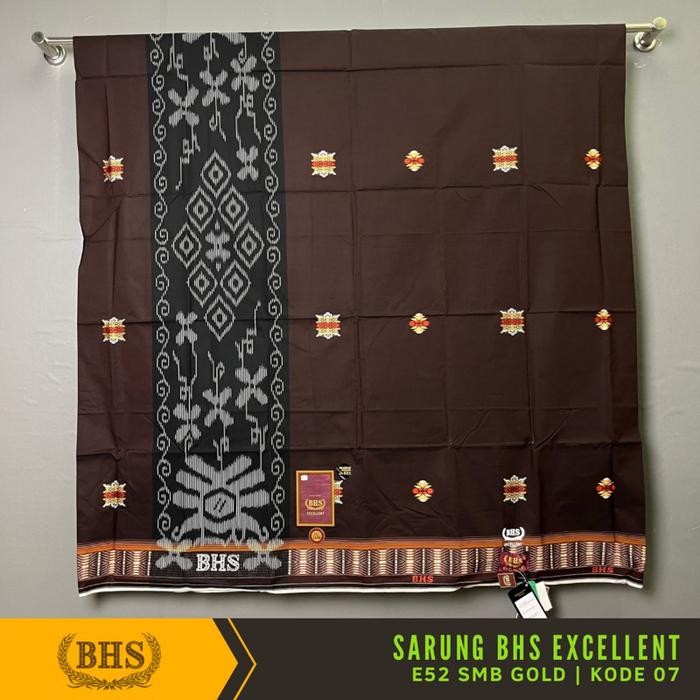 Sarung BHS Excellent E52 SMB Gold Motif Songket Maroko yang Khas. Kain Sarung Muslim Pria Bahan