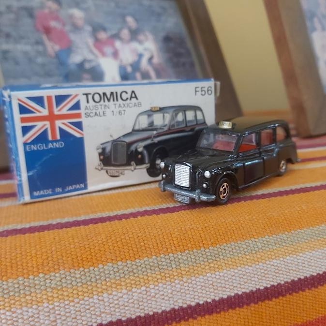 TOMICA F56 - AUSTIN TAXICAB LONDON [BLACK]