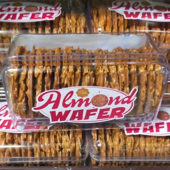 

Terbaik Almond Wafer Snack Cemilan Limited Edition