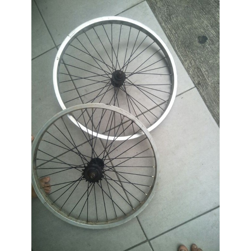 velg sepeda uk. 20 Alloy bekas