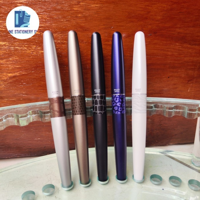 

PILOT FOUNTAIN PEN ANIMAL METROPOLITAN COLLECTION ANIMAL CROCODILE FINE