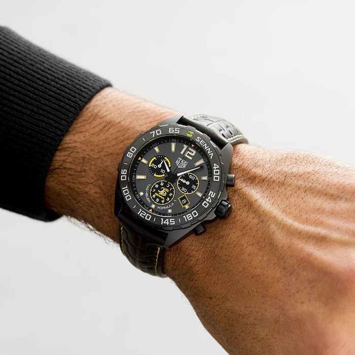 Jam tangan Pria analog Tag Heuer F ormula 1 Chronograph X Senna