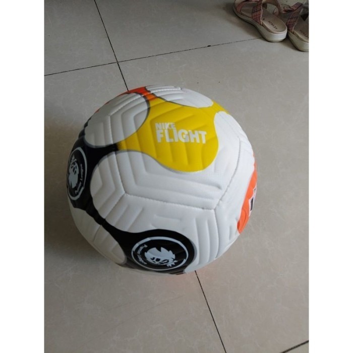 Bola Kaki Adidas Telstar Piala Dunia 2018 / Bola Sepak Adidas Telstar