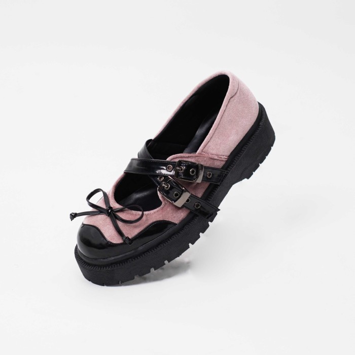 Cekhas - Girl Crush Jisoo Pink Shoes