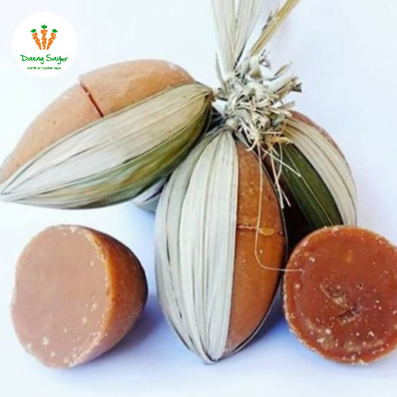 

Gula Aren Bungkus Daun Asli - 1 ikat isi 2