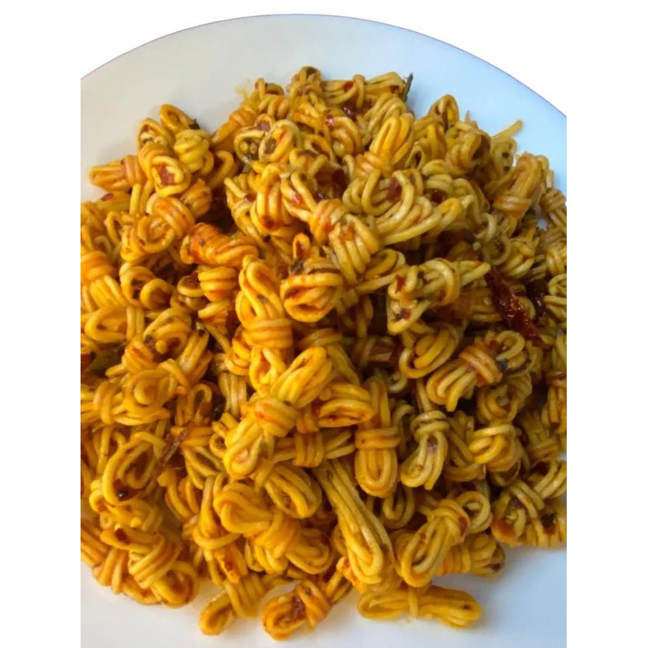 

TERJAMIN Mie Gulung Pedas Daun Jeruk Kari'am 500gr Makanan Food Noodles Goreng Instan Bawang Ayam