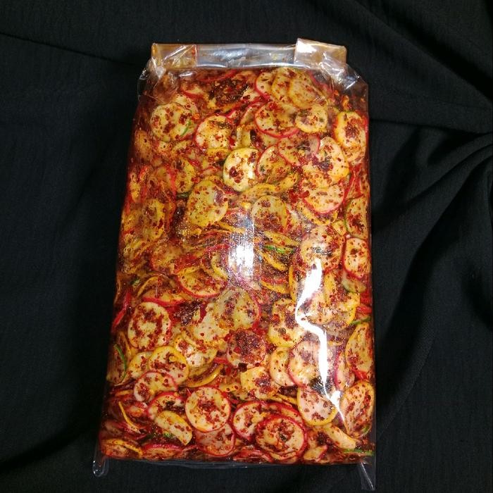 

OBRAL kerupuk bawang pedas daun jeruk seblakrez.id isi 500gram Food Kering Snacks