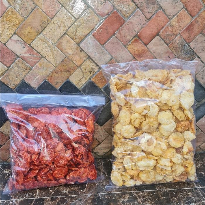 

TERBATAS BUY 1 GET 1 EMPING ORIGINAL 500 GRAM + EMPING PEDAS MANIS 500 GRAM Makanan Food Melinjo