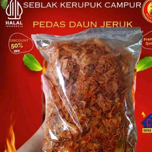 

TERBAIK 1kG keripik kriwil pedas daun jeruk Food Snacks Cemilan Kering Kerupuk