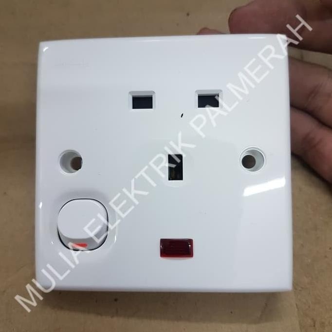 Tersedia STOP KONTAK AC CLIPSAL CLASSIC (STOP KONTAK SAJA)