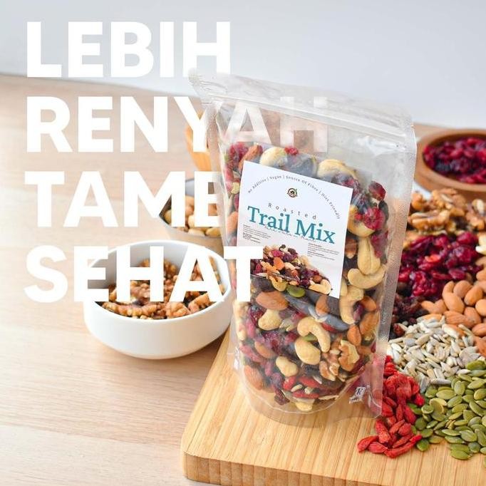 

Roasted Trail Mix ( Mixed Nuts Panggang ) Dried Fruit Camilan Kacang peanut
