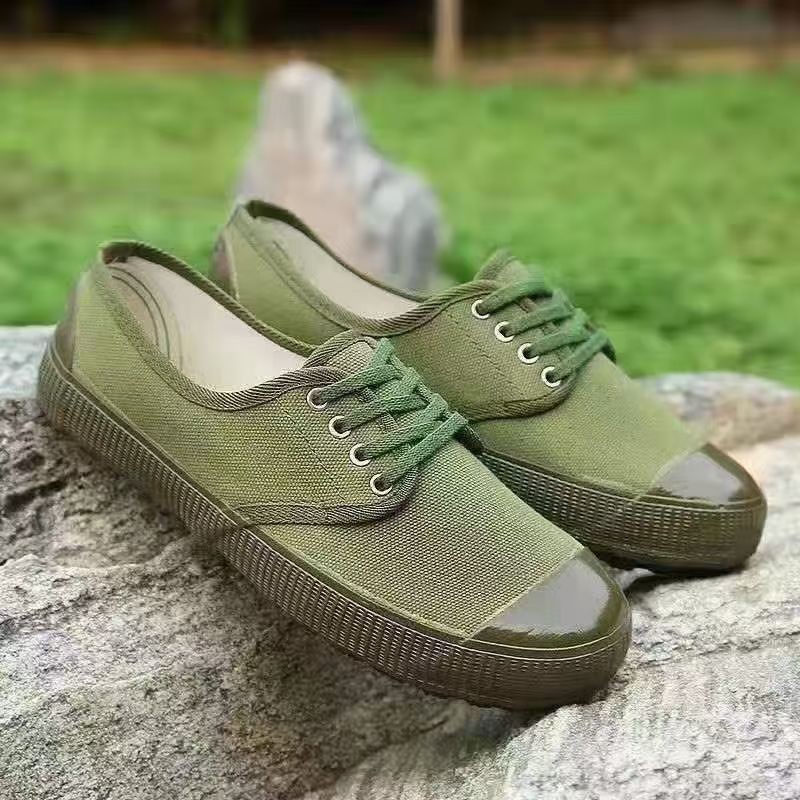 Sepatu Kerja Kanvas - Anti Slip Pertanian, Tahan Lama & Multifungsi