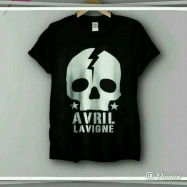 Kaos T Shirt Pria Avril Lavigne