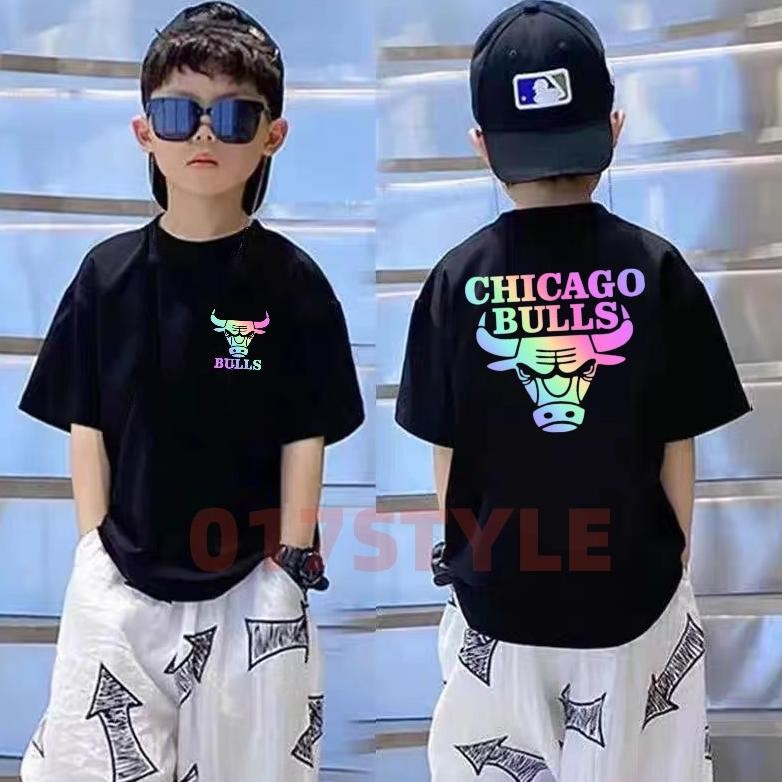 Baju Kaos Anak Reflektive Rainbow Nyala - Kaos Anak Nyala - Tshirt Anak Lengan Pendek Chicago Bulls