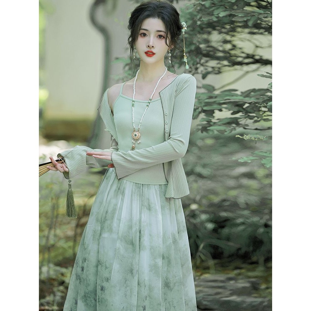 Set Tiga Bagian Gaya Cina Zen Baru dengan Rok Midi Tie-Dye Lembut, Atasan Cardigan Lengan Panjang, d