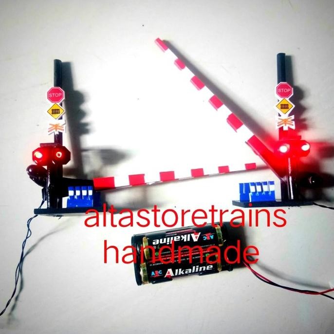 miniatur pintu palang Kereta PJL CS