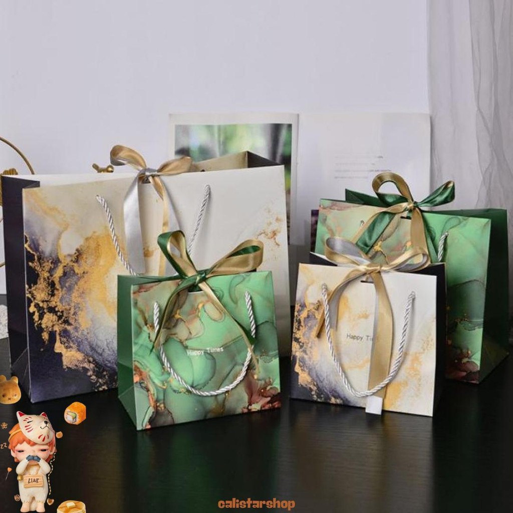 

Paper Bag Marble 2 Ribbon / Tas Kertas 2 Pita Marble Elegan Tebal Premium Aesthetic Goodie Bag Tahan Sobek Dan Tahan Air Cod