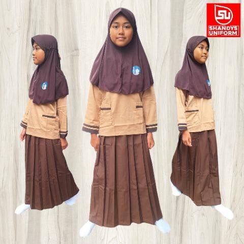 Terlaris, Setelan Pramuka Siaga Putri