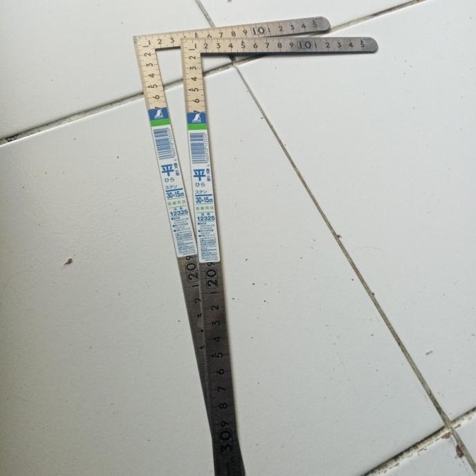 

Murah!! Shinwa 12325 Penggaris Siku 30 X 15Cm