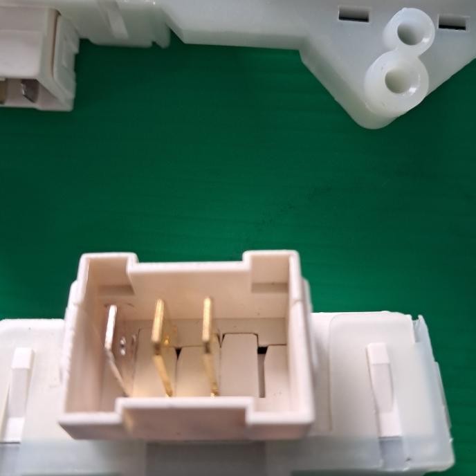 DOOR LOCK MESIN CUCI LG FRONT LOADING