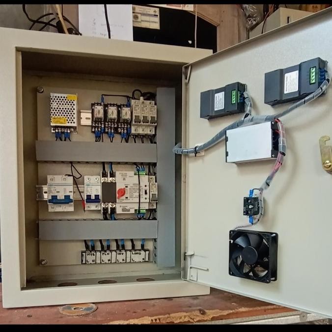 Grosir Box Panel Plts 5000 W, Ats Otomatis Hybrid Panel Surya