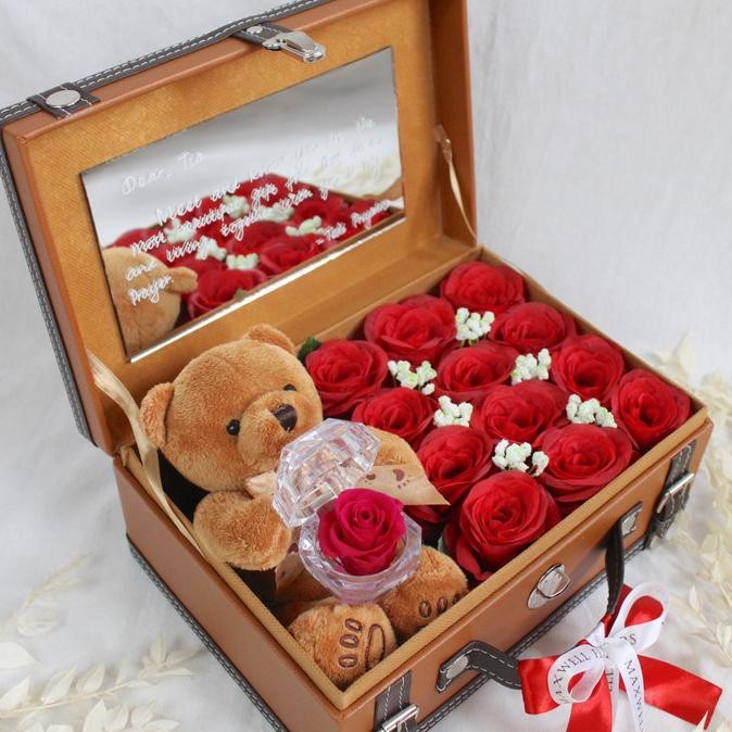 

Box bunga teddy bear eternal flowers hadiah romantis - Maxwell Flowers Terlaris