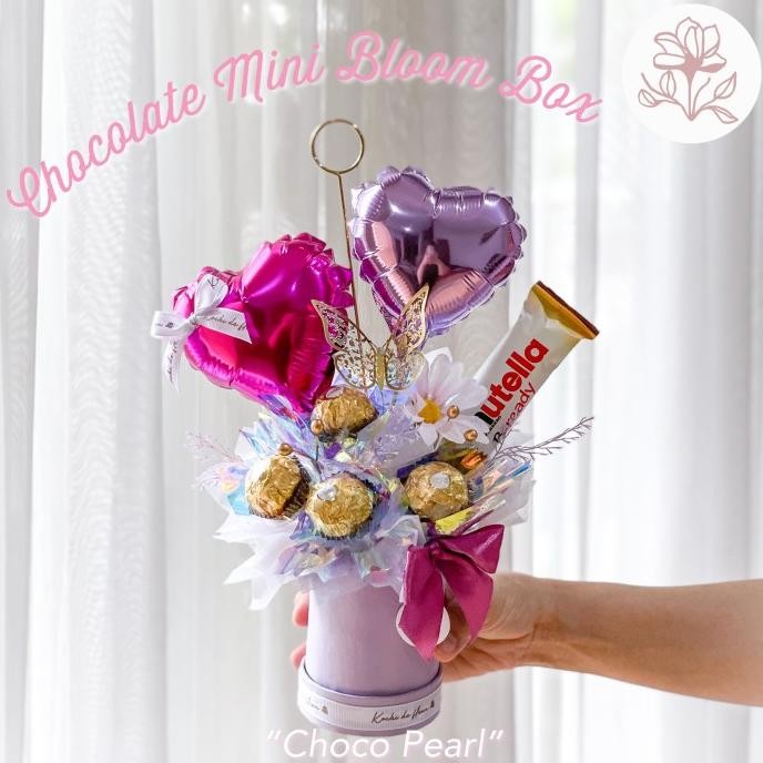 

Ferrero rocher bloom box/buket coklat nutella/Hologram buket/wisuda Terlaris