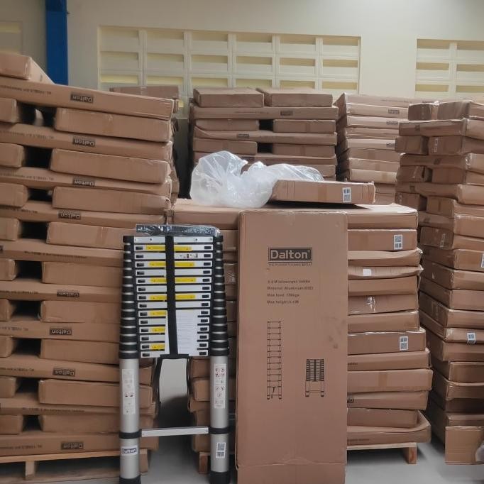 tangga single teleskopik dalton 5,6 meter