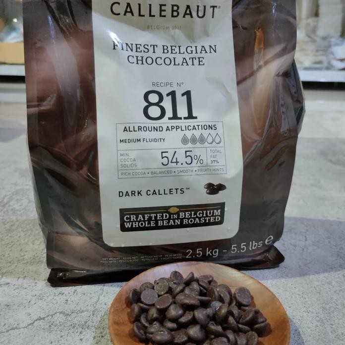 

CALLEBAUT 811 DARK CHOCOLATE 54.5 % - 100 Gr murah