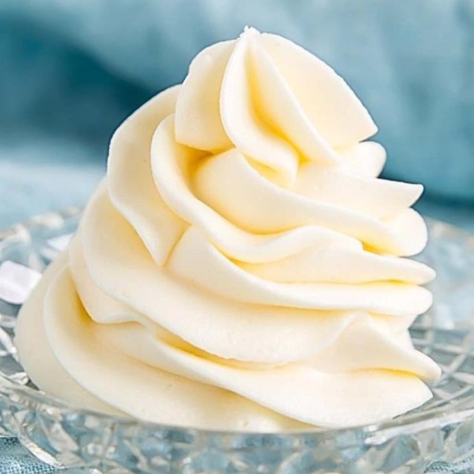 

BUTTERCREAM TUTTY FRUITI 1 KG ( 2X500 GRAM) SIAP PAKAI murah