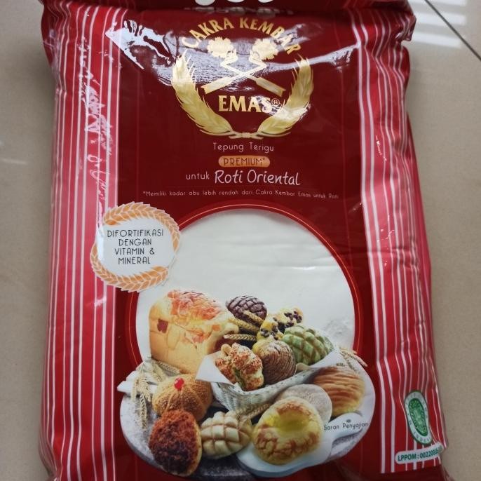 

Promo Tepung Terigu Cakra Kembar Emas Roti 5 Kg (Gosend/Grab)
