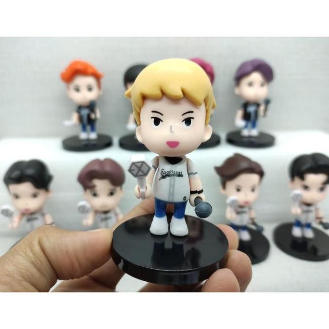 Korean KPOP EXO Star Action Figure Toys BAEKHYUN CHANYEOL CHEN D.O. [gembira dendang] mainan