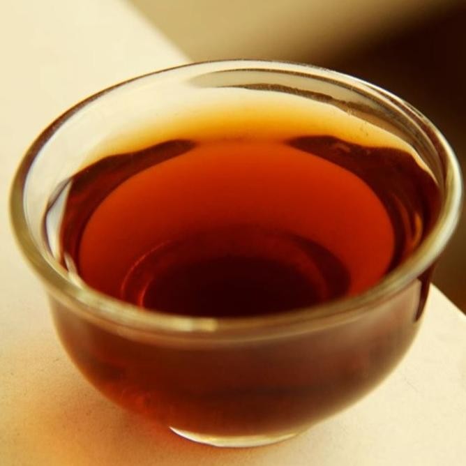 

Grosir Yunnan Puerh Tea Ripe Tea Chenxiang Tea Golden Bud 200 Gram