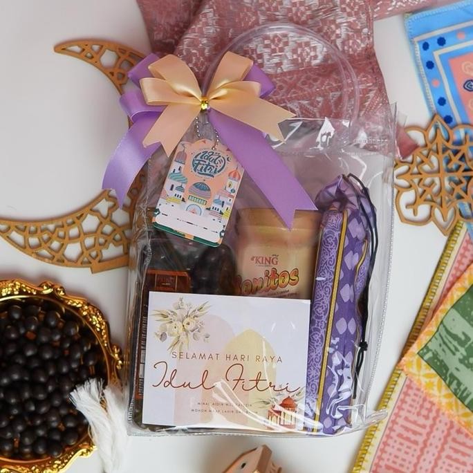 

Promo Tas Hampers Lebaran Isi Coklat, Soess Coklat Dan Sajadah / Hampers Unik / Hampers Aesthetic