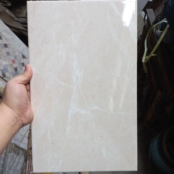 keramik 25x40 dinding kamar mandi dapur kw3 cream marmer