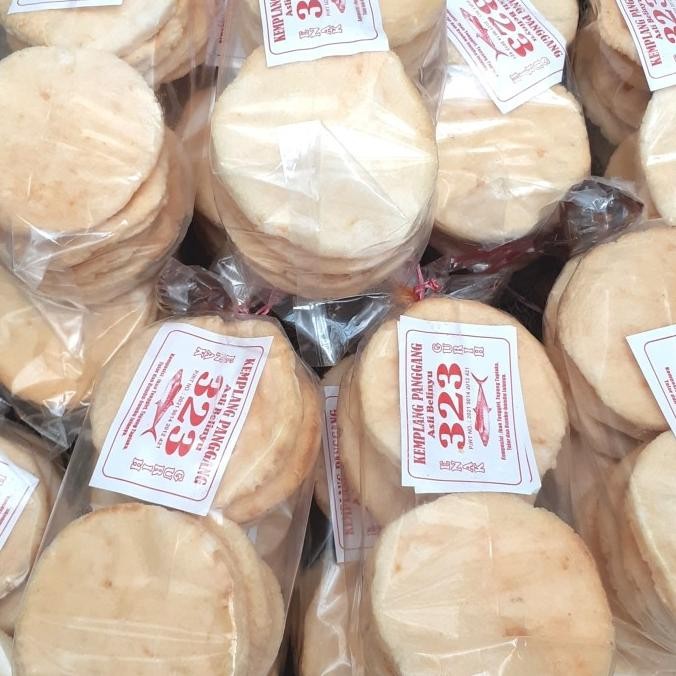 

kerupuk kemplang panggang merk 323 asli bangka nUg