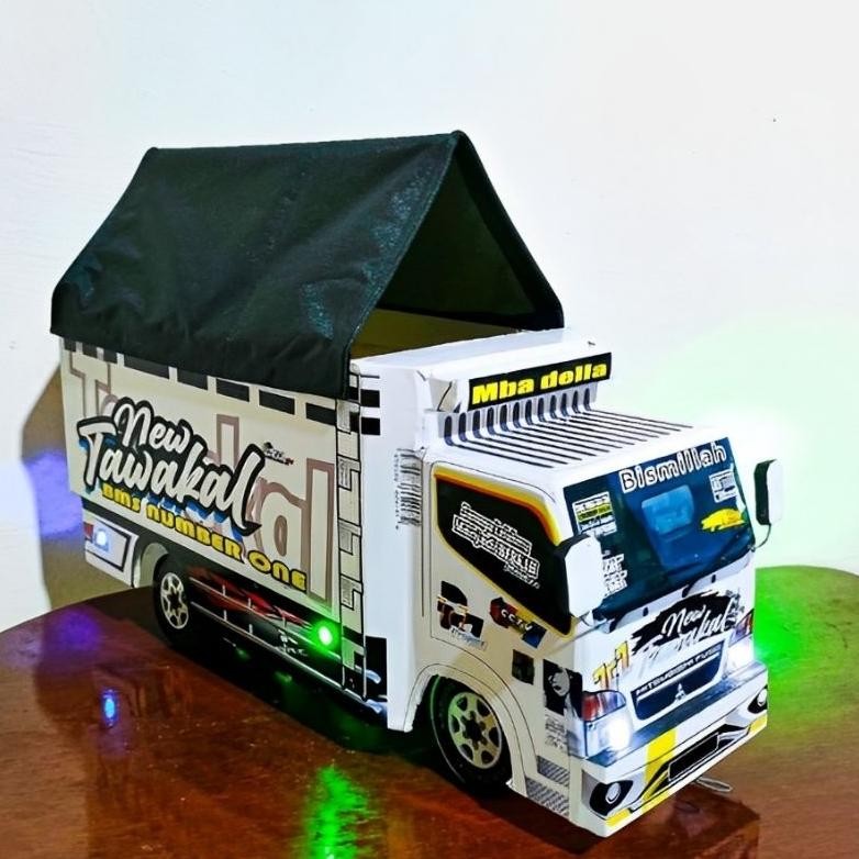 MINIATUR TRUK OLENG KAYU TAWAKAL 5 LAMPU LED+TERPAL