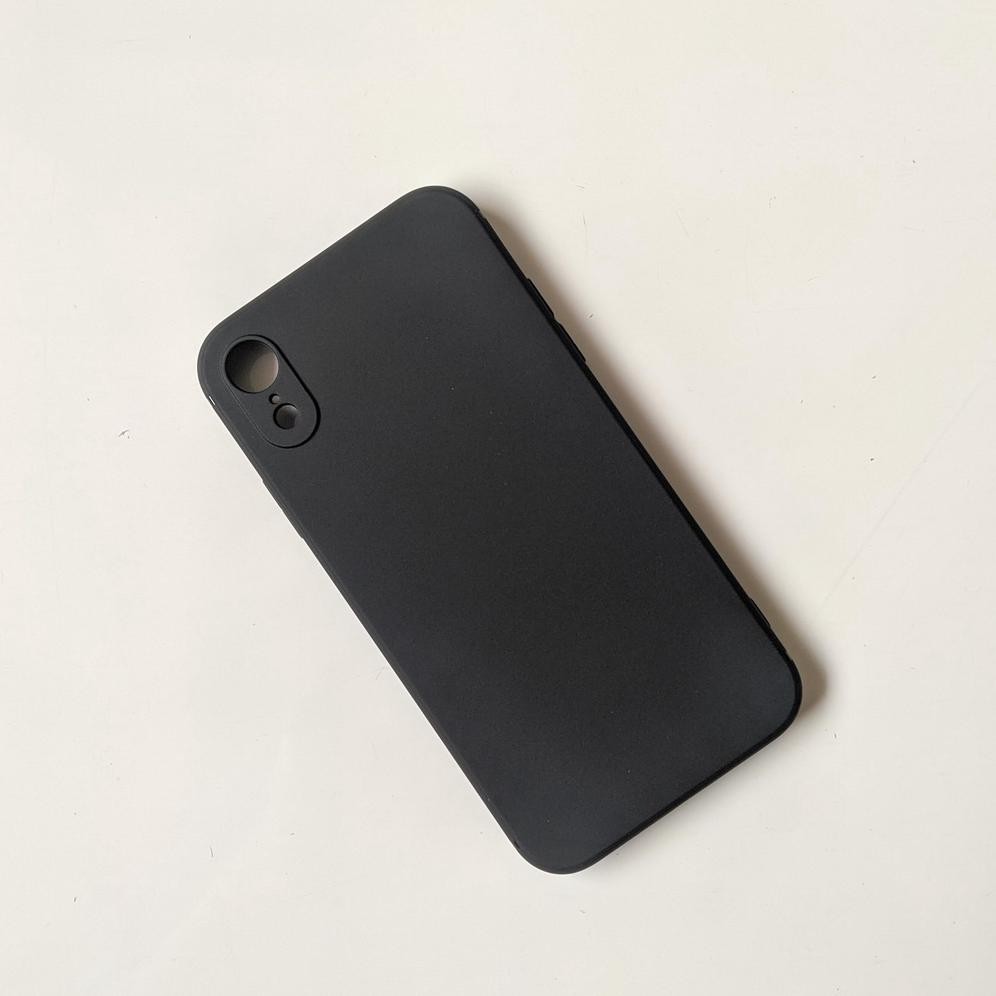 BLACKDOFF iPhone Xr Kotak Model iPhone 12 / 13 Series Case Premium Black Matte