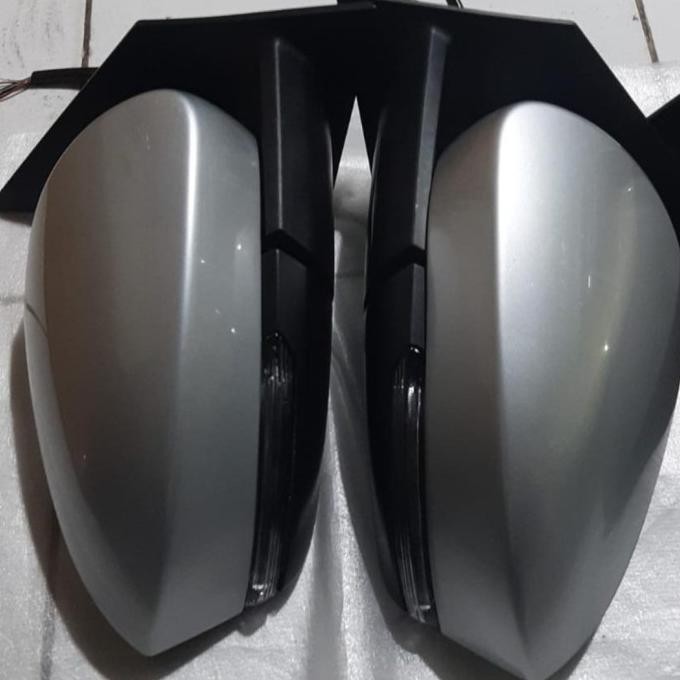 Spion Mobil Avanza 2019 2020 2021 2022 Ritrek / Lipat Otomatis - Silver, Kiri