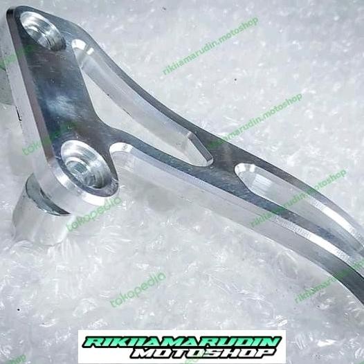 bracket hanger knalpot breket knalpot jomblo NGRT satria Fu