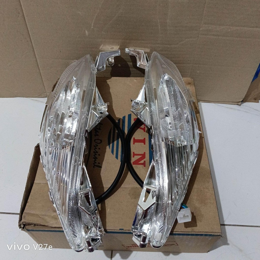 lampu sen depan kanan kiri spacy fi