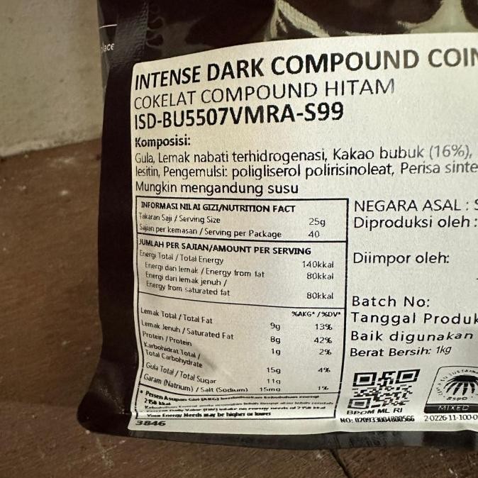 

Promo Vanhouten Dark Compound 1 Kg / Dark Chocolate Van Houten