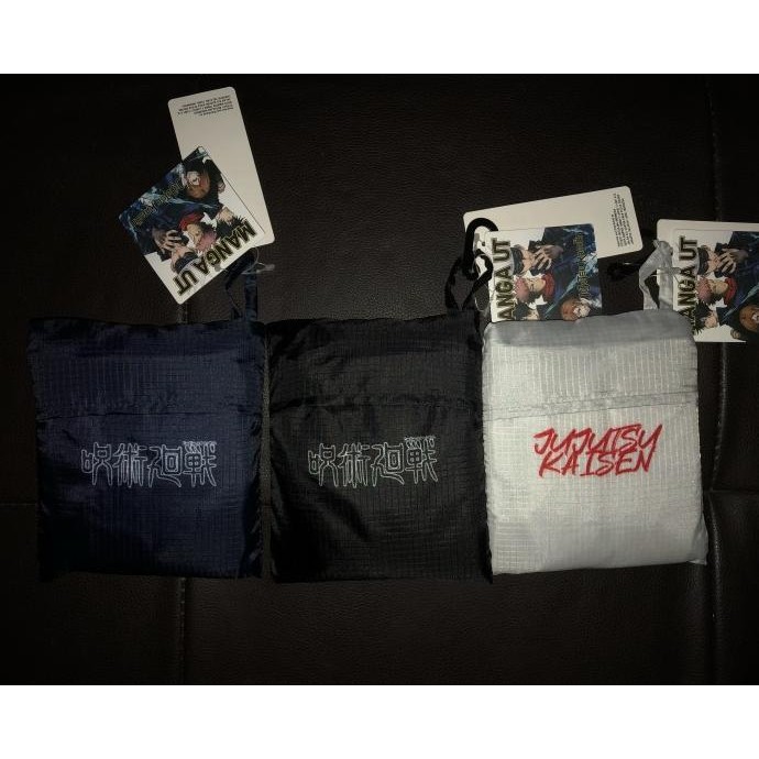 Tas Uniqlo Jujutsu Kaisen Original