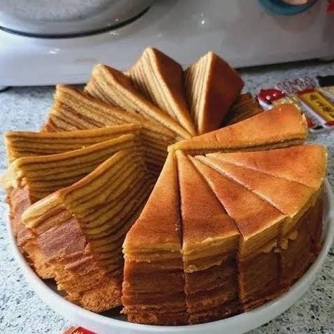 

Sale Lapis Legit Pontianak (Loyang 20 Cm)