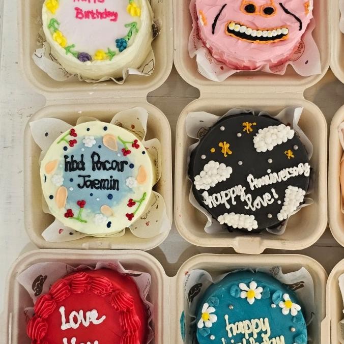 

Promo Korean Cake 10Cm Bento Cake 10 Cm Korean Lunch Box Cake Custom Cake