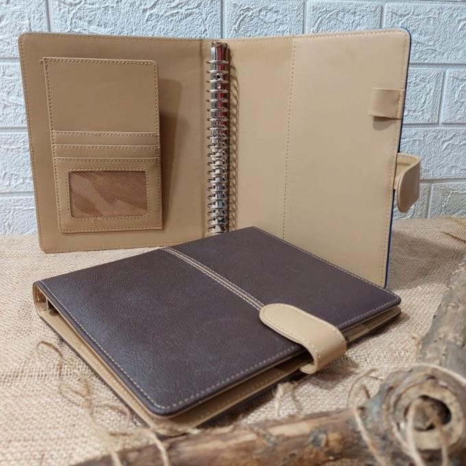 

Binder Ekslusif A5 B5, Cover Binder, Binder Kuliah, Binder Kulit murah