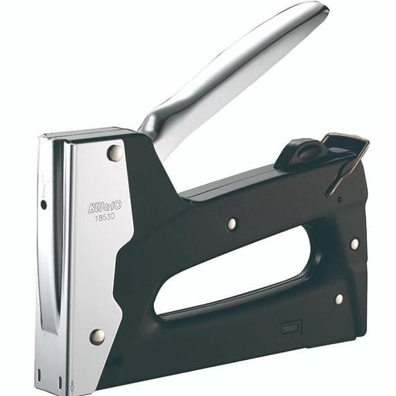 

made in taiwan, tacker 18530 tanpa tenaga, bisa untuk no 24/6 (no 3) staples. cocok buat jok motor, frame, karpet, bedding etc metal stationery