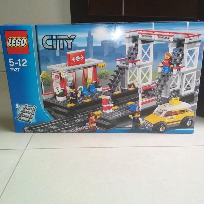 LEGO 7937 : Train Station